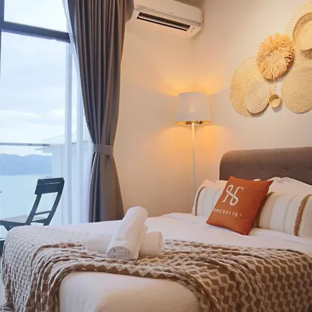 Homesuite' Home At The Shore Kota Kinabalu Exterior photo
