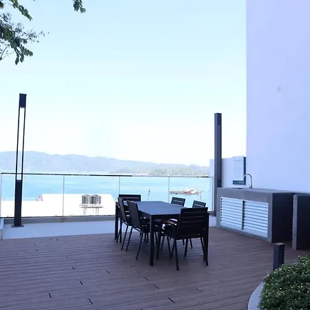 Homesuite' Home At The Shore Kota Kinabalu Exterior photo