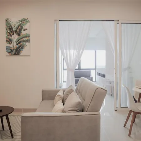 Homesuite' Home At The Shore Kota Kinabalu Exterior photo