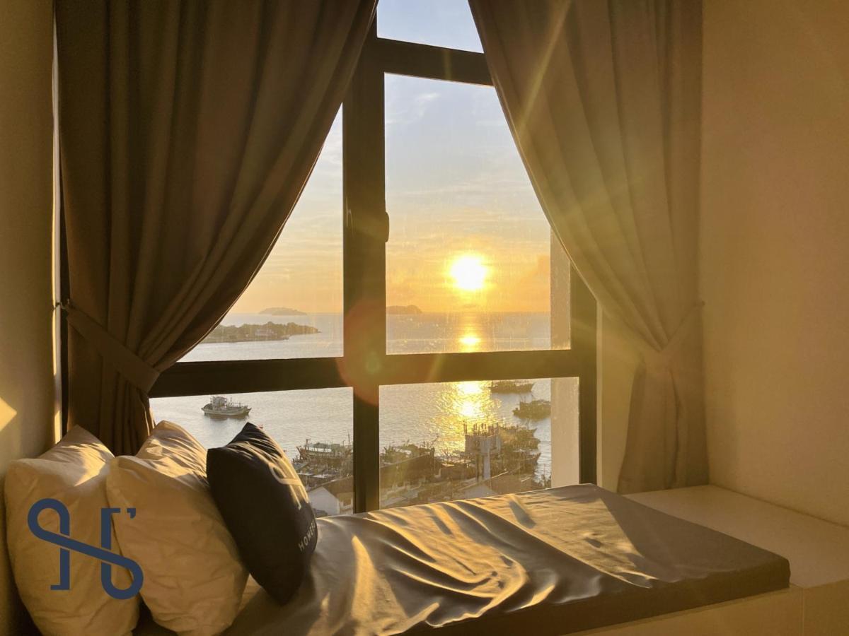 Homesuite' At The Shore Apartment *