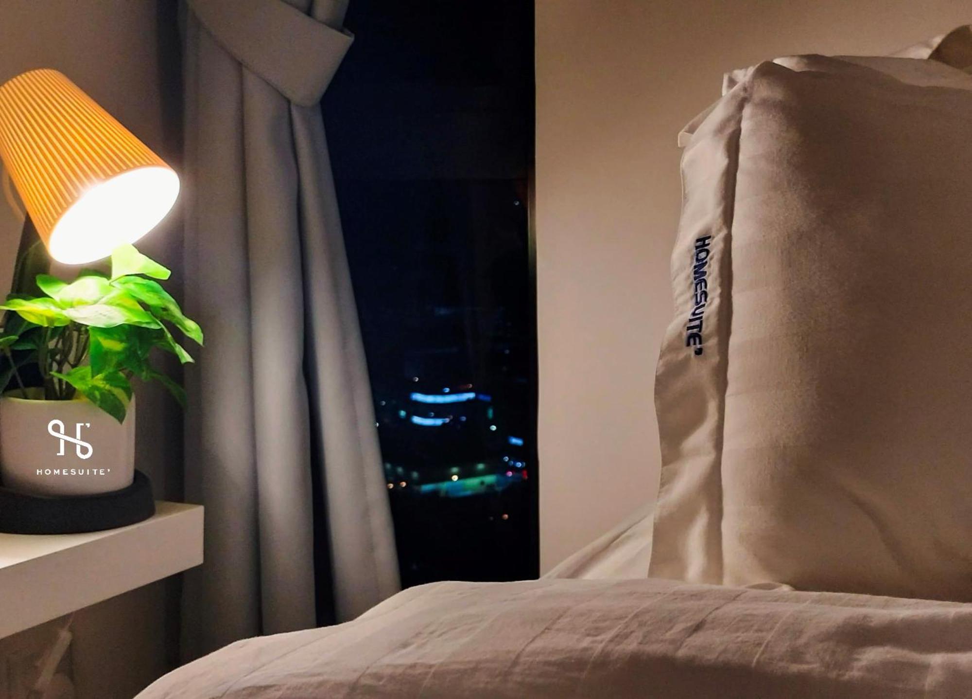 Homesuite' At The Shore Apartment